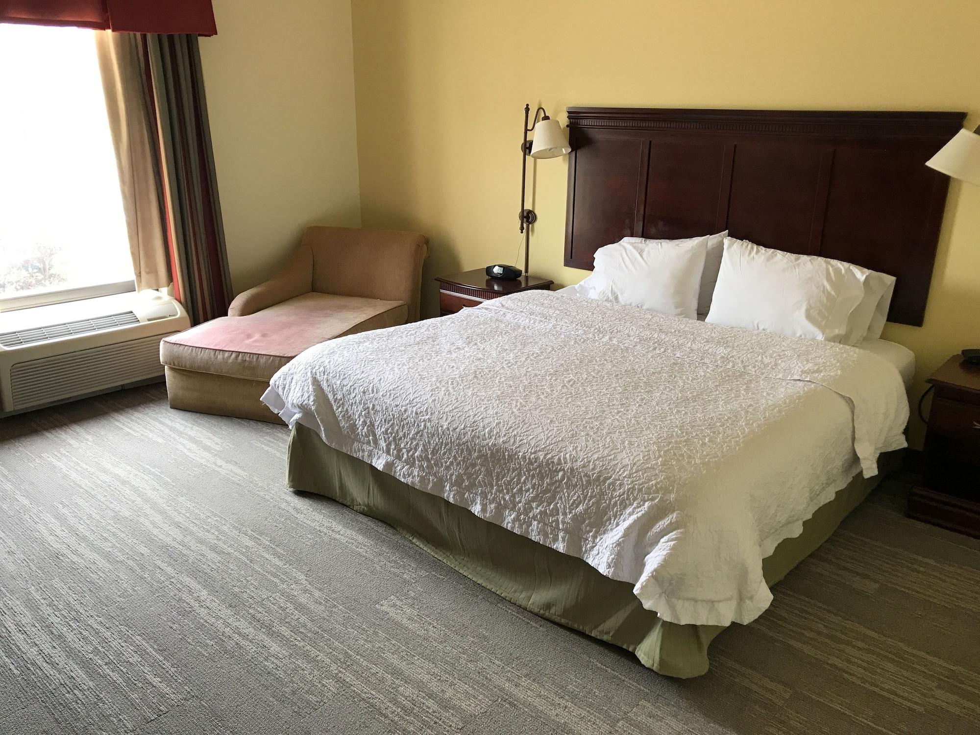 拉马尔希尔顿恒庭旅馆及套房酒店 Mill Hall 外观 照片